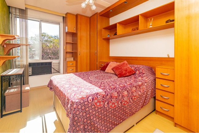 Imagem Imóvel com 1 Quarto à Venda, em Boa Vista - Porto Alegre Imagem Imóvel com 1 Quarto à Venda, em Boa Vista - Porto Alegre