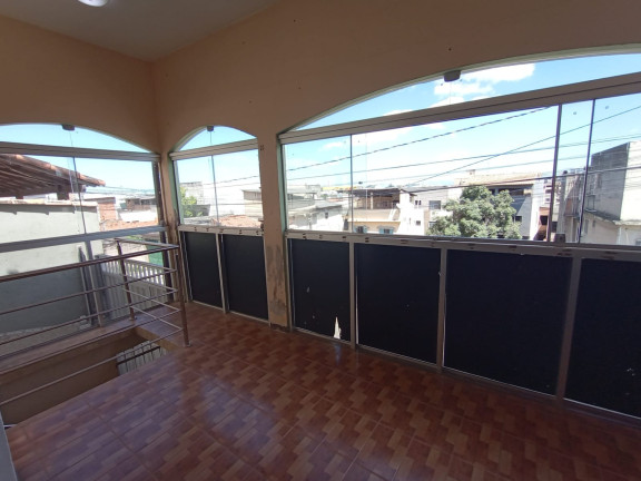 Imagem Casa com 3 Quartos à Venda, 240 m² em Glória - Vila Velha Imagem Casa com 3 Quartos à Venda, 240 m² em Glória - Vila Velha