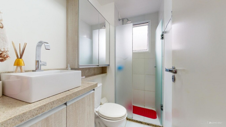 Imagem Imóvel com 2 Quartos à Venda, 58 m² em Cavalhada - Porto Alegre Imagem Imóvel com 2 Quartos à Venda, 58 m² em Cavalhada - Porto Alegre