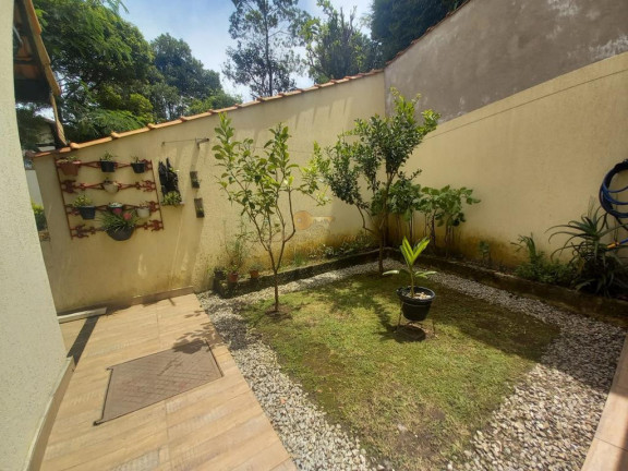 Imagem Casa com 3 Quartos à Venda, 200 m² em Vargem Grande - Teresópolis Imagem Casa com 3 Quartos à Venda, 200 m² em Vargem Grande - Teresópolis
