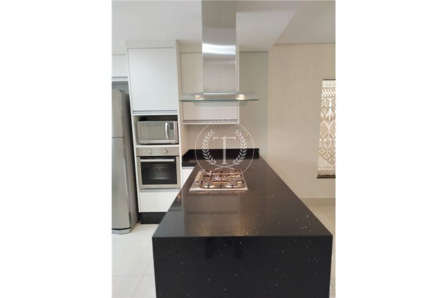 Imagem Casa com 3 Quartos à Venda, 302 m² em Sítio Da Figueira - São Paulo Imagem Casa com 3 Quartos à Venda, 302 m² em Sítio Da Figueira - São Paulo