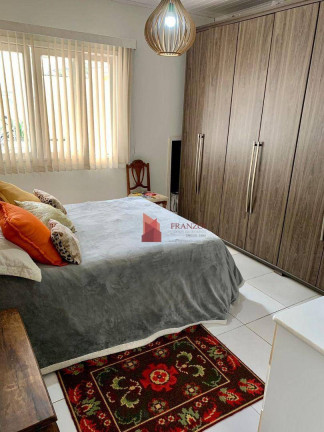 Imagem Casa com 3 Quartos à Venda, 110 m² em Centro - Itajaí Imagem Casa com 3 Quartos à Venda, 110 m² em Centro - Itajaí