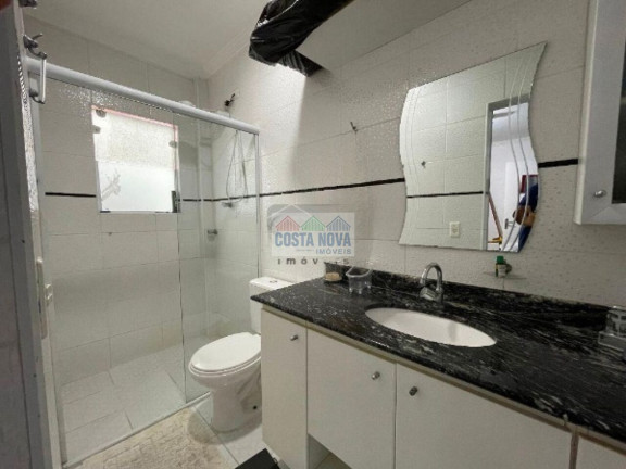 Imagem Casa com 3 Quartos à Venda, 208 m² Imagem Casa com 3 Quartos à Venda, 208 m²