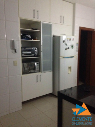 Imagem Casa com 6 Quartos à Venda, 300 m² em Centro - Lagoa Santa Imagem Casa com 6 Quartos à Venda, 300 m² em Centro - Lagoa Santa