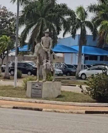 Imagem Terreno à Venda, 720 m² em Centro - Araçoiaba Da Serra Imagem Terreno à Venda, 720 m² em Centro - Araçoiaba Da Serra