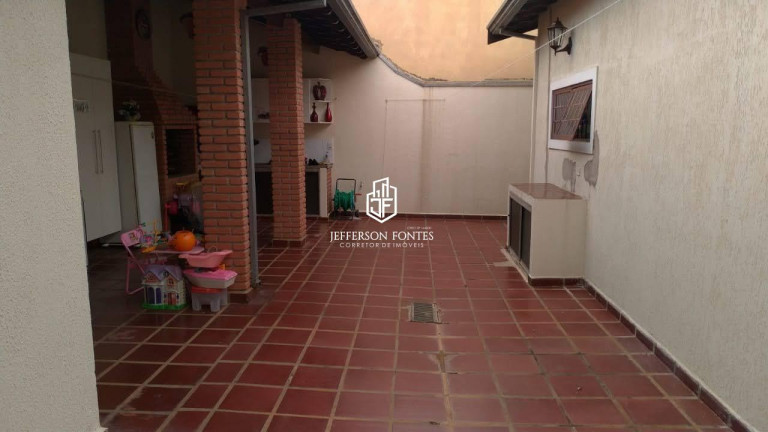 Imagem Casa com 2 Quartos à Venda, 125 m² em Hípica Paulista - Marília Imagem Casa com 2 Quartos à Venda, 125 m² em Hípica Paulista - Marília