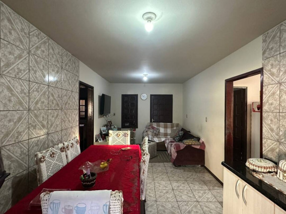 Imagem Casa com 5 Quartos à Venda, 242 m² em Centro - Balneário Barra Do Sul Imagem Casa com 5 Quartos à Venda, 242 m² em Centro - Balneário Barra Do Sul