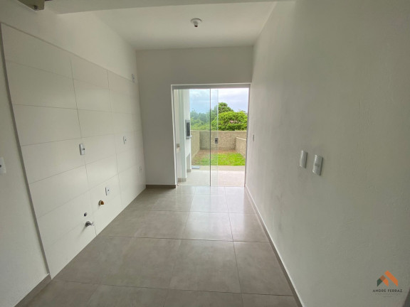 Imagem Casa com 2 Quartos à Venda, 92 m²