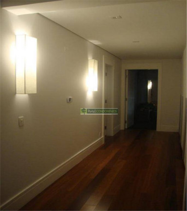 Imagem Casa com 5 Quartos à Venda, 790 m² em Campo Comprido - Curitiba