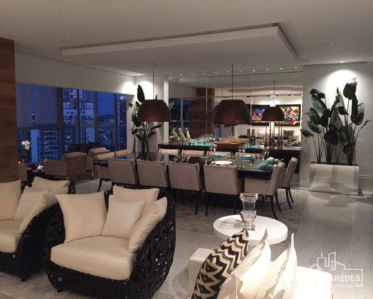 Cobertura com 4 Quartos à Venda, 797 m² em Barra Da Tijuca - Rio De Janeiro
