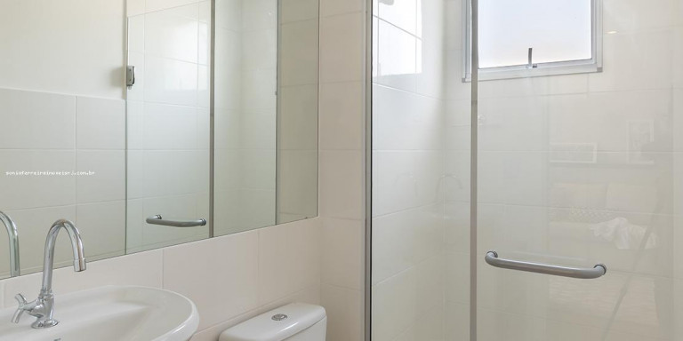 Imagem Imóvel com 2 Quartos à Venda, 45 m² em Irajá - Rio De Janeiro