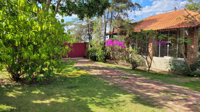 Imagem Casa com 9 Quartos à Venda, 2.500 m² em Chapada Dos Guimarães Imagem Casa com 9 Quartos à Venda, 2.500 m² em Chapada Dos Guimarães