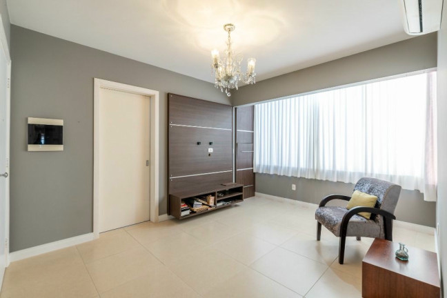 Imagem Apartamento com 2 Quartos à Venda, 63 m² em Jardim Botânico - Porto Alegre Imagem Apartamento com 2 Quartos à Venda, 63 m² em Jardim Botânico - Porto Alegre