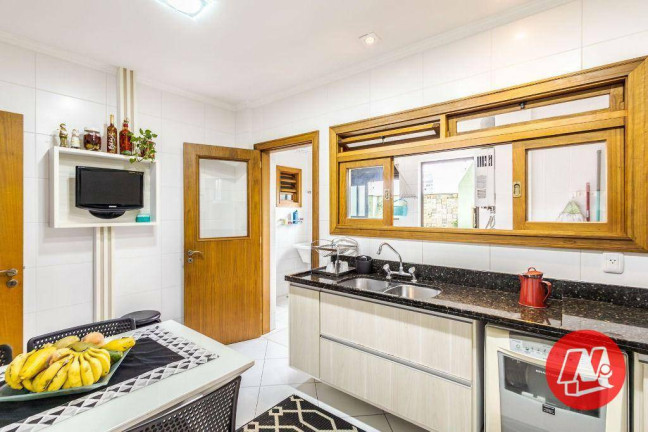 Imagem Apartamento com 3 Quartos à Venda, 201 m² em Vila Ipiranga - Porto Alegre Imagem Apartamento com 3 Quartos à Venda, 201 m² em Vila Ipiranga - Porto Alegre