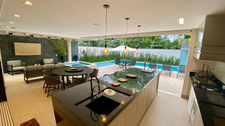 Imagem Casa com 7 Quartos à Venda, 380 m² em Riviera - Bertioga Imagem Casa com 7 Quartos à Venda, 380 m² em Riviera - Bertioga