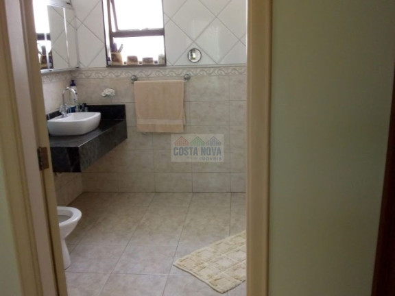 Imagem Casa com 4 Quartos à Venda, 300 m² em Mirandópolis - São Paulo
