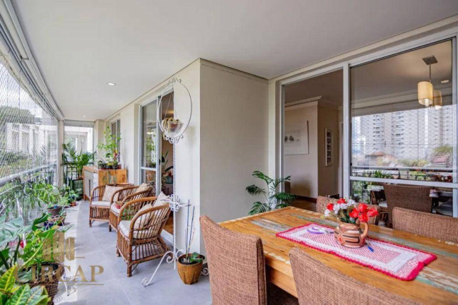 Imagem Apartamento com 3 Quartos à Venda, 172 m² em Vila Romana - São Paulo