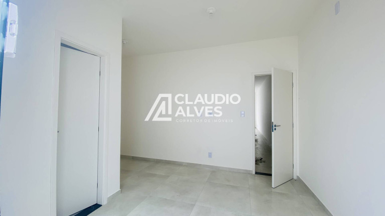 Imagem Casa com 2 Quartos à Venda, 65 m² em Bairro Conceição - Feira De Santana Imagem Casa com 2 Quartos à Venda, 65 m² em Bairro Conceição - Feira De Santana