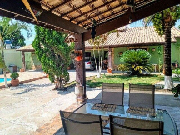 Chácara com 2 Quartos à Venda, 900 m² em Piracangaguá - Taubaté