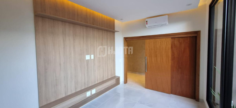 Imagem Casa de Condomínio com 3 Quartos à Venda, 235 m² em Condomínio Vilage La Montagne - São José Do Rio Preto