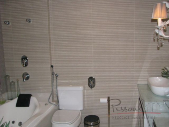 Imagem Apartamento com 3 Quartos à Venda, 228 m² em Agronômica - Florianópolis Imagem Apartamento com 3 Quartos à Venda, 228 m² em Agronômica - Florianópolis