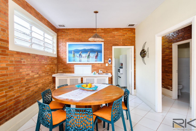 Imagem Casa com 3 Quartos à Venda, 21.800 m² em Centro - Ubatuba