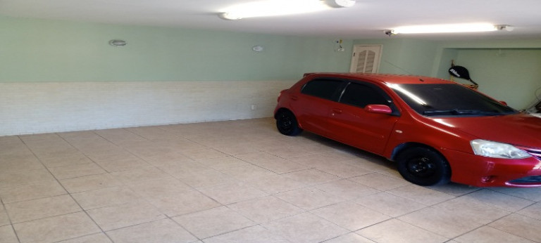 Imagem Casa com 3 Quartos à Venda, 250 m² em Vila Valqueire - Rio De Janeiro Imagem Casa com 3 Quartos à Venda, 250 m² em Vila Valqueire - Rio De Janeiro