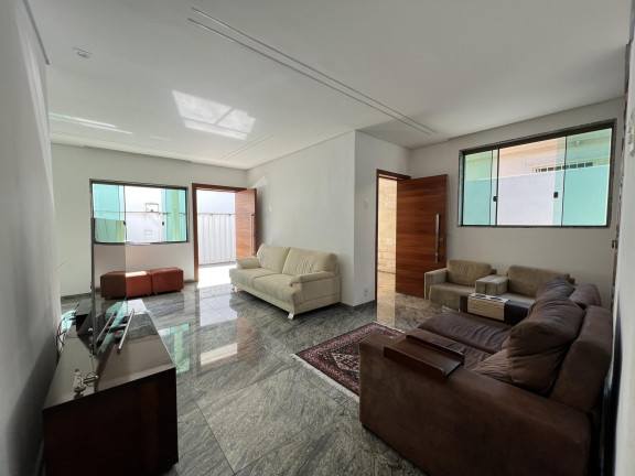 Imagem Casa com 3 Quartos à Venda, 195 m² em Sagrada Família - Belo Horizonte