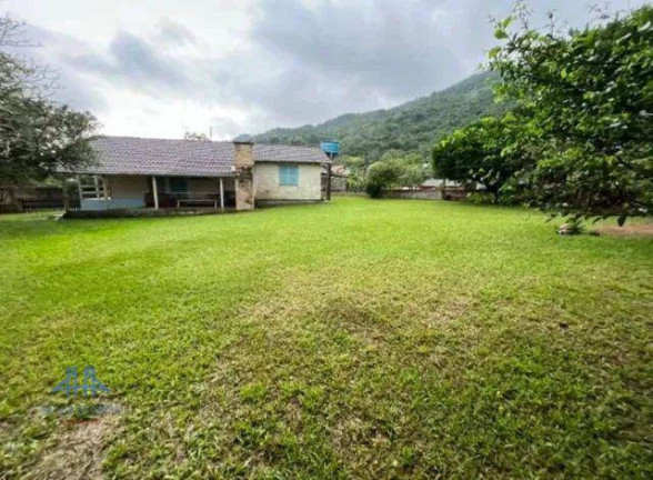 Imagem Terreno à Venda, 700 m² em Ponta Das Canas - Florianópolis Imagem Terreno à Venda, 700 m² em Ponta Das Canas - Florianópolis