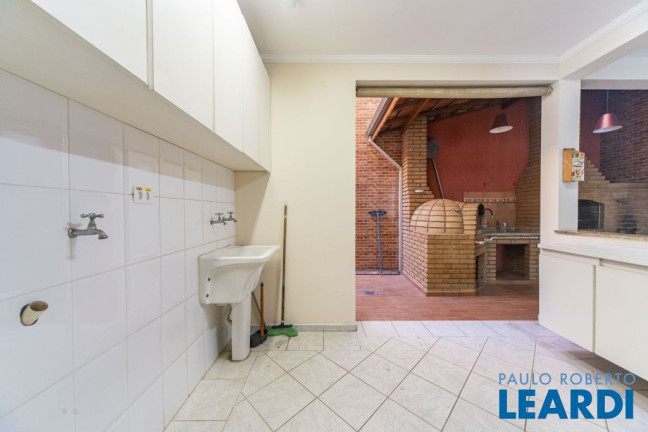 Imagem Sobrado com 3 Quartos à Venda, 228 m² em Vila Gilda - Santo André Imagem Sobrado com 3 Quartos à Venda, 228 m² em Vila Gilda - Santo André