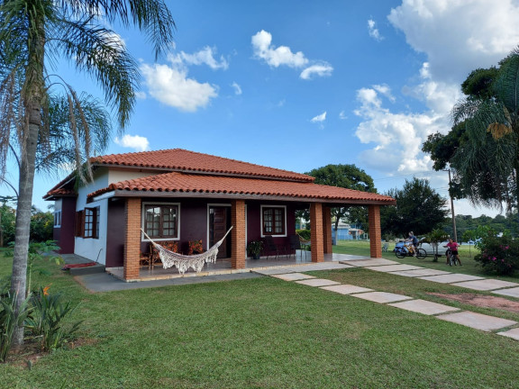 Imagem Casa com 3 Quartos à Venda, 170 m² em Ninho Verde Ii - Pardinho Imagem Casa com 3 Quartos à Venda, 170 m² em Ninho Verde Ii - Pardinho