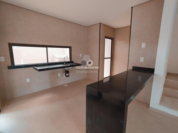 Imagem Casa com 4 Quartos à Venda, 170 m² em Pires Façanha - Eusébio Imagem Casa com 4 Quartos à Venda, 170 m² em Pires Façanha - Eusébio