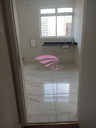 Imagem Imóvel com 3 Quartos à Venda, 144 m² em Centro - Curitiba Imagem Imóvel com 3 Quartos à Venda, 144 m² em Centro - Curitiba