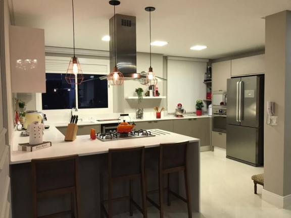 Imagem Apartamento com 3 Quartos para Temporada, 187 m² em Centro - Balneário Camboriú