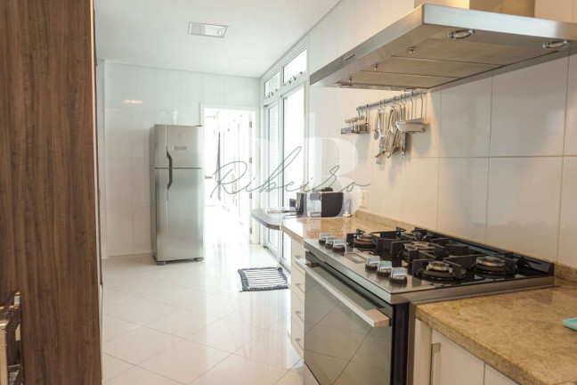 Imagem Imóvel com 8 Quartos à Venda, 697 m² em Riviera - Bertioga Imagem Imóvel com 8 Quartos à Venda, 697 m² em Riviera - Bertioga