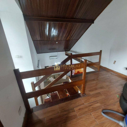 Imagem Sobrado com 3 Quartos à Venda, 190 m² em Bosque Dos Eucaliptos - São José Dos Campos