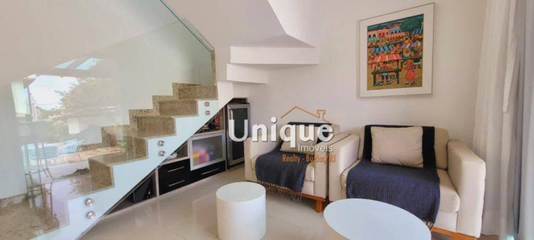 Imagem Casa com 3 Quartos à Venda, 130 m² em Ferradura - Armação Dos Búzios Imagem Casa com 3 Quartos à Venda, 130 m² em Ferradura - Armação Dos Búzios
