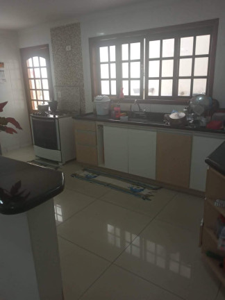 Imagem Casa com 4 Quartos à Venda, 177 m² em Vila Suíssa - Mogi Das Cruzes Imagem Casa com 4 Quartos à Venda, 177 m² em Vila Suíssa - Mogi Das Cruzes