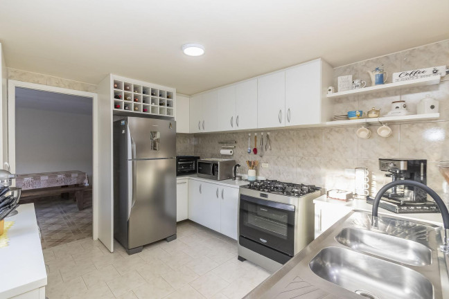 Imagem Casa com 3 Quartos à Venda, 118 m² em São Braz - Curitiba Imagem Casa com 3 Quartos à Venda, 118 m² em São Braz - Curitiba
