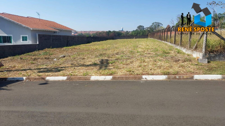 Terreno à Venda, 1.200 m² em Jardim Botânico - São Pedro