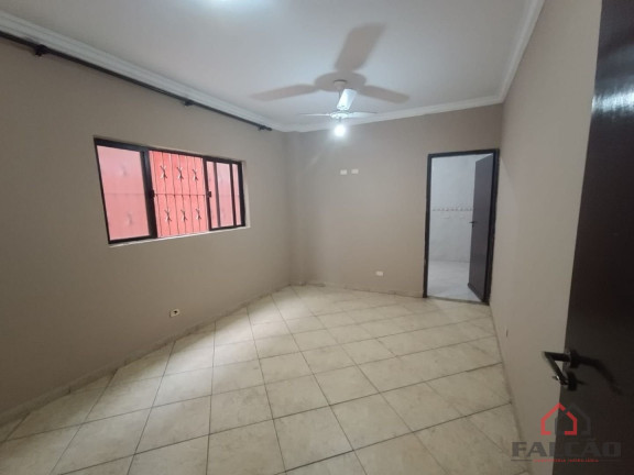 Imagem Sobrado com 3 Quartos à Venda, 182 m² em Vila Valença - São Vicente Imagem Sobrado com 3 Quartos à Venda, 182 m² em Vila Valença - São Vicente