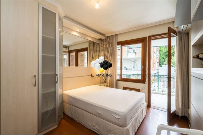 Imagem Apartamento com 3 Quartos à Venda, 131 m² em Higienópolis - Porto Alegre Imagem Apartamento com 3 Quartos à Venda, 131 m² em Higienópolis - Porto Alegre