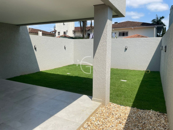 Imagem Casa com 3 Quartos à Venda, 190 m² em Santo Antônio - Joinville