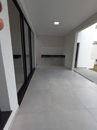 Imagem Casa com 4 Quartos à Venda, 183 m² em Residencial Colina Do Belem - Taubaté Imagem Casa com 4 Quartos à Venda, 183 m² em Residencial Colina Do Belem - Taubaté