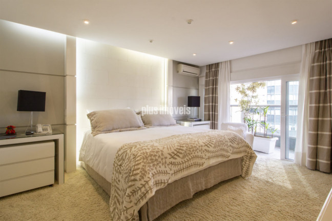 Imagem Apartamento com 3 Quartos à Venda, 373 m² em Real Parque - São Paulo Imagem Apartamento com 3 Quartos à Venda, 373 m² em Real Parque - São Paulo