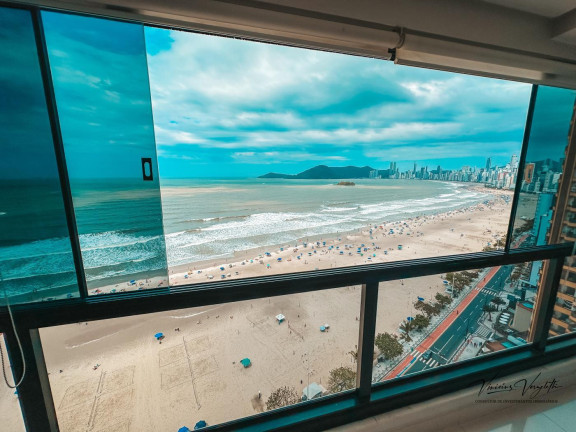 Imagem Apartamento com 3 Quartos à Venda, 154 m² em Centro - Balneário Camboriú
