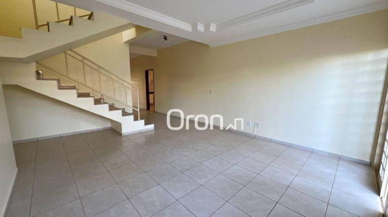 Imagem Sobrado com 4 Quartos à Venda, 280 m² em Setor Jaó - Goiânia
