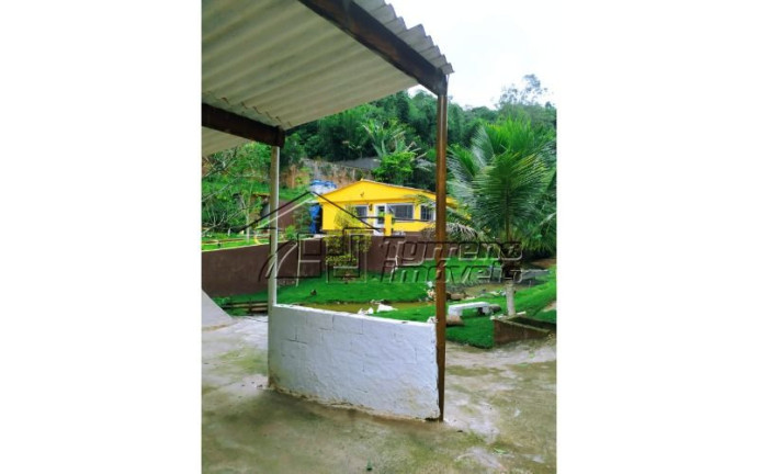 Imagem Imóvel com 3 Quartos à Venda, 1.060 m² em Arujá - Arujá Imagem Imóvel com 3 Quartos à Venda, 1.060 m² em Arujá - Arujá