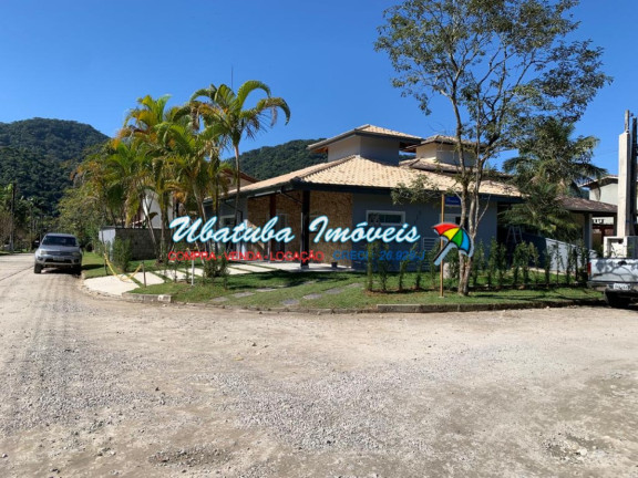 Casa com 3 Quartos à Venda, 220 m² em Ubatuba Country - Ubatuba