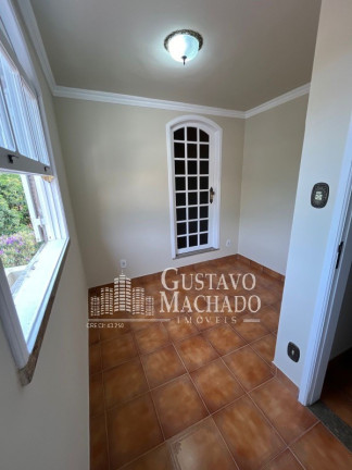 Imagem Casa com 6 Quartos para Alugar, 330 m² em Jardim Belvedere - Volta Redonda Imagem Casa com 6 Quartos para Alugar, 330 m² em Jardim Belvedere - Volta Redonda